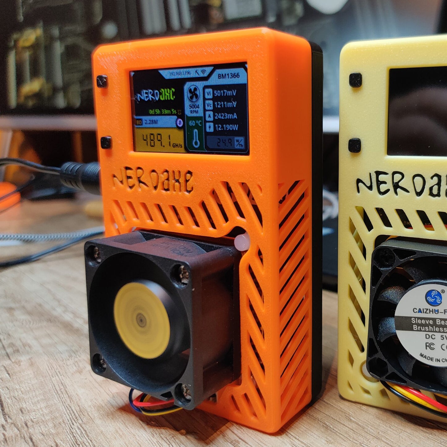 Nerdaxe Bitcoins Miner Lotto Mining Device Ultra 500GH/S 2.4G WiFi 13W Asic Chip BM1368 Lottery Crypto Miner with Bitcoin Mining Machine